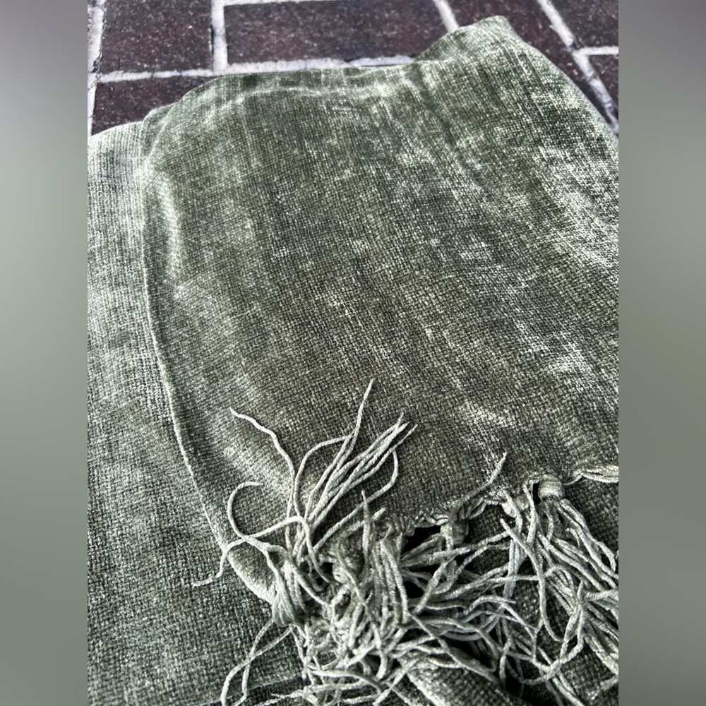 Olive Green Chenille Throw Blanket - Picture 3 of 16
